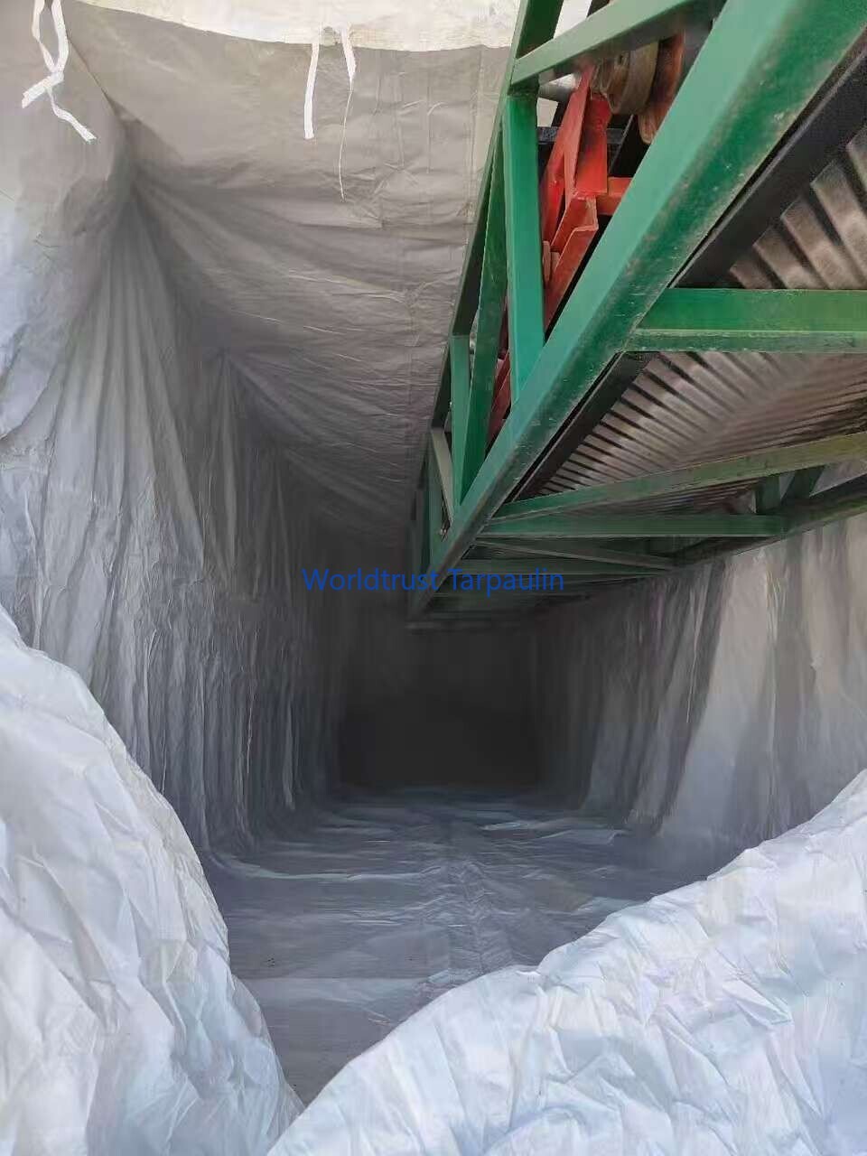 Лайнер для транспортировки зерна Лайнер для транспортировки зерна