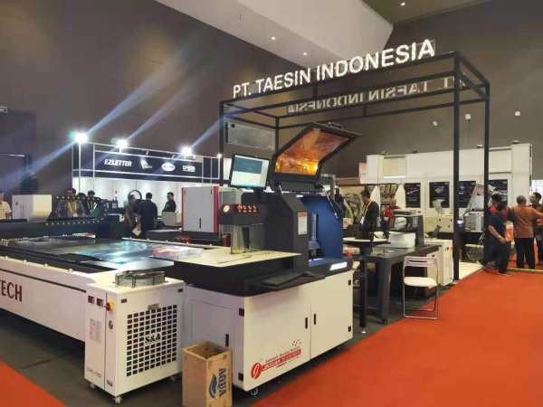 Компания Surabaya Steel производит конструкционные элементы с использованием профилерезов Jinyuan.