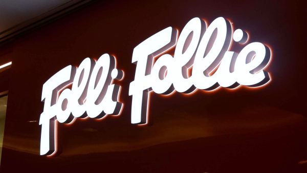 led-double-sided-lit-signs-for-folli-follie