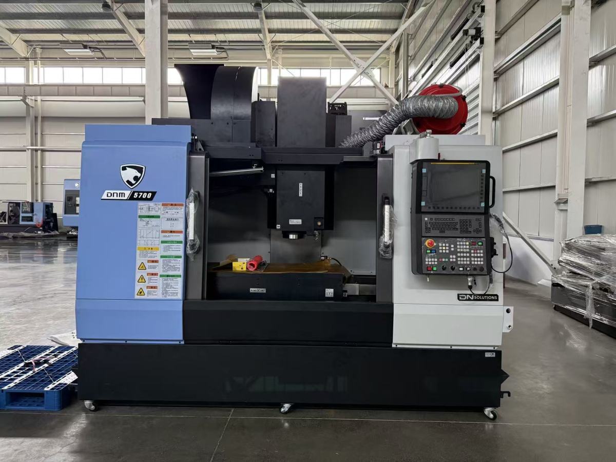 DNM 5700 DOOSAN DNM 5700 DOOSAN