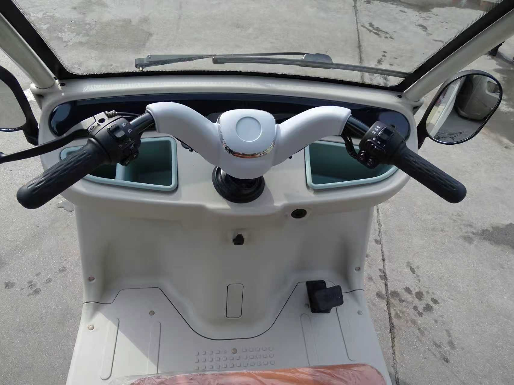 Three Wheel Scooter Passenger Leisure Electric Tricycle with Roof for Adults Electric Passenger Tricycle