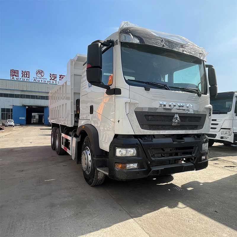 Caminhão basculante HOWO 6x4