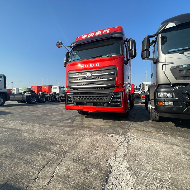 Caminhão trator HOWO 6x4