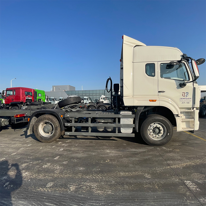 Caminhão trator Hohan