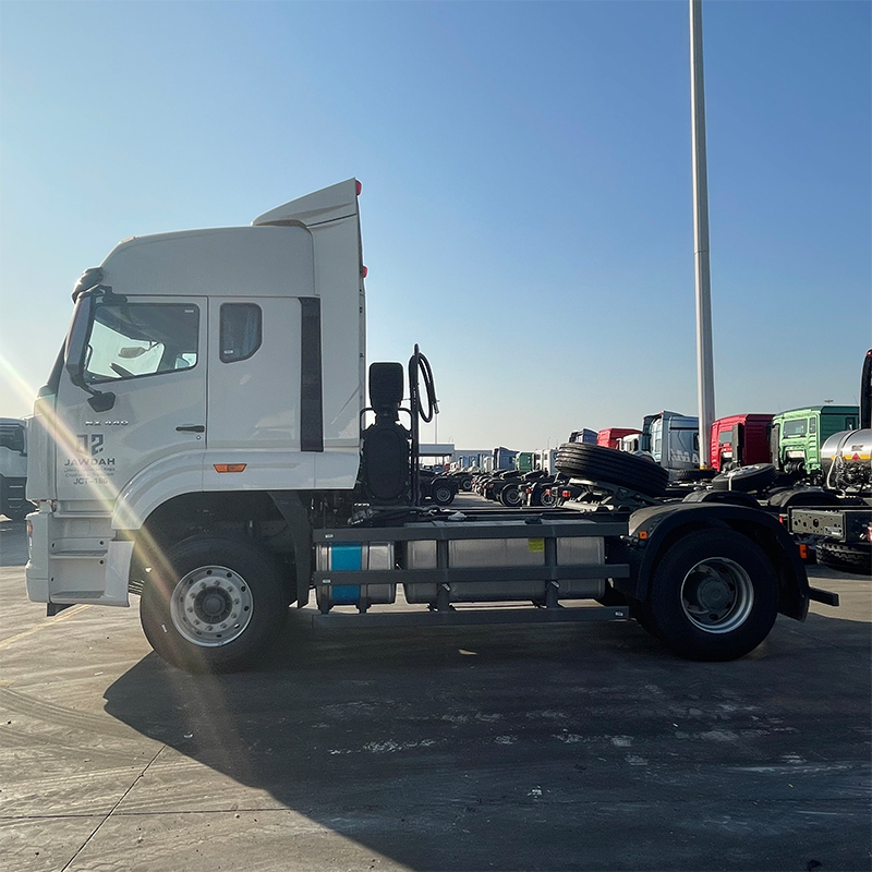 Caminhão trator Hohan