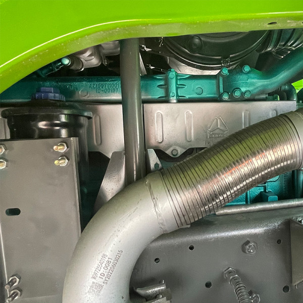 Detalhes do tanque de óleo verde 6x4 da HOWO2
