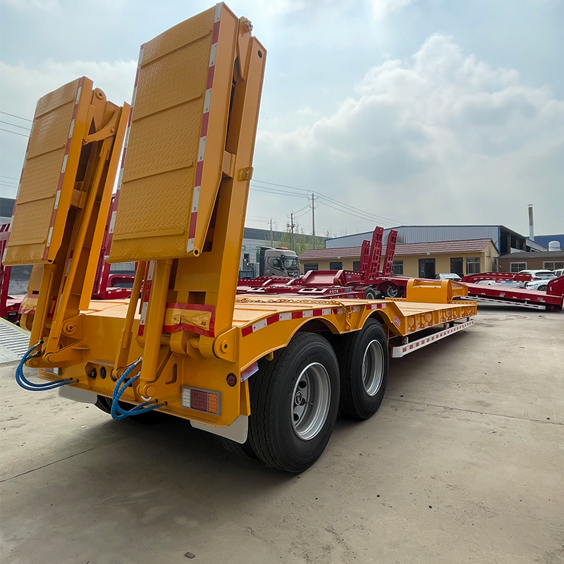 Semi-reboque plataforma baixa