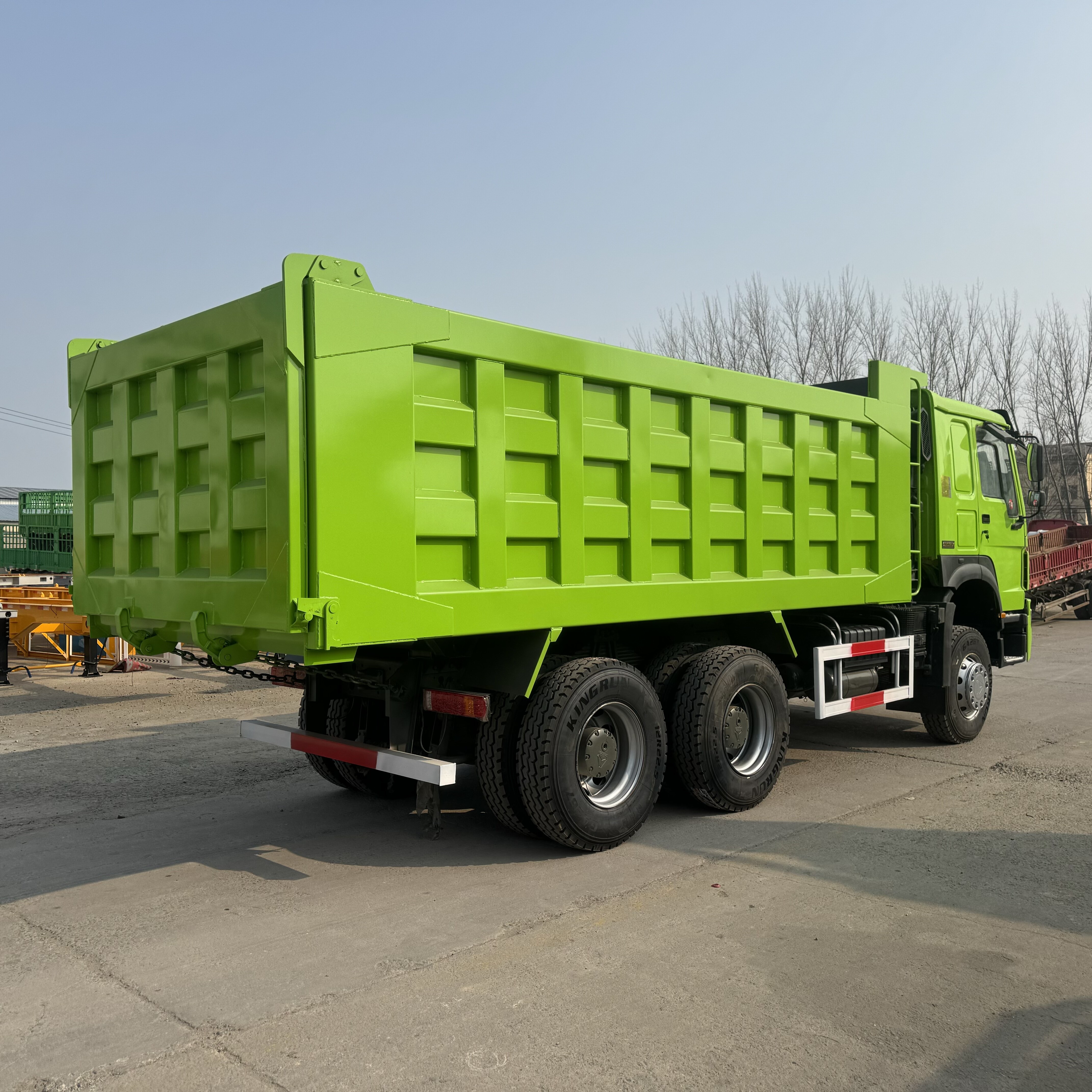 Caminhão Basculante Howo 6x4