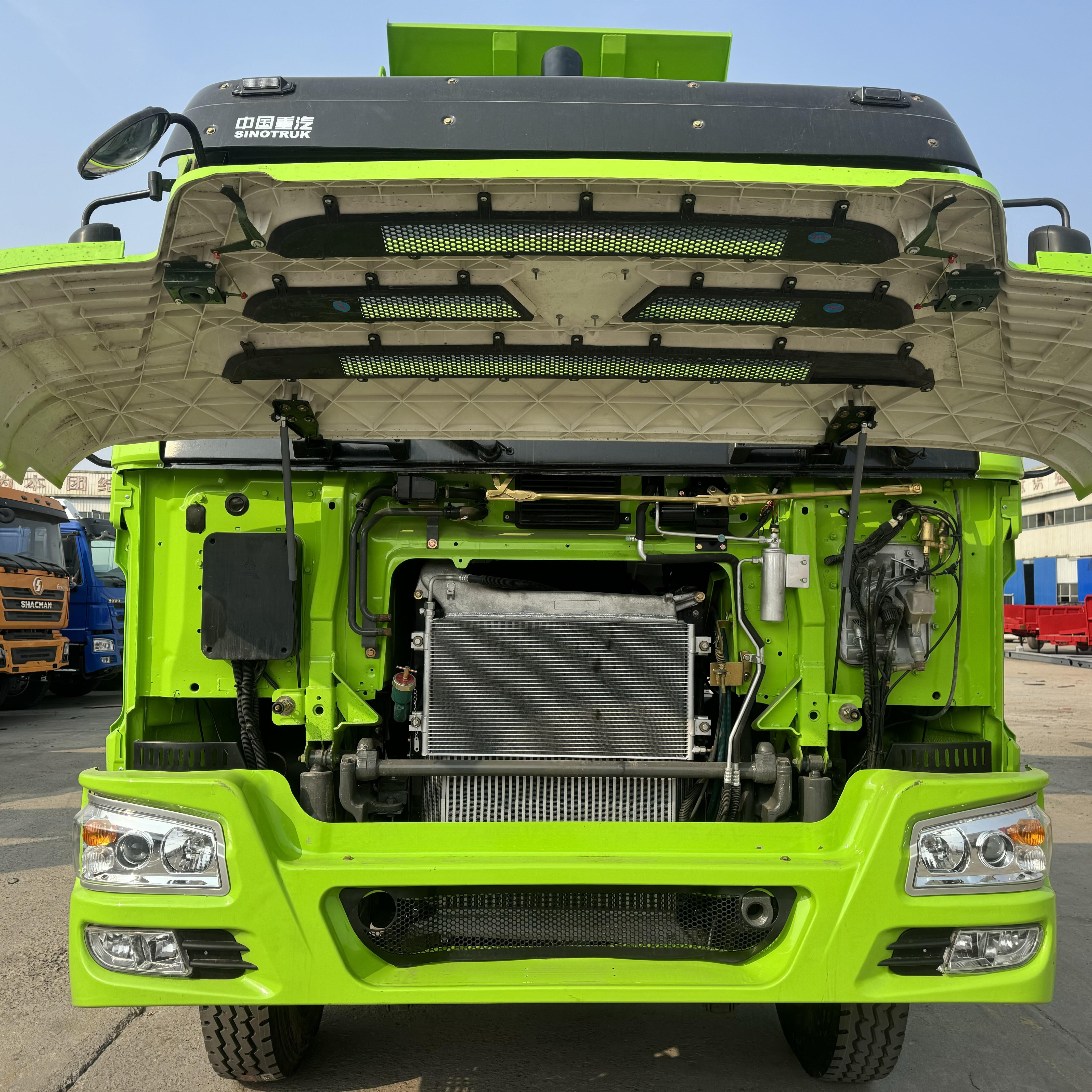 Caminhão Basculante Howo 6x4