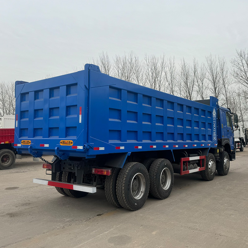 Caminhão Basculante Howo 8x4