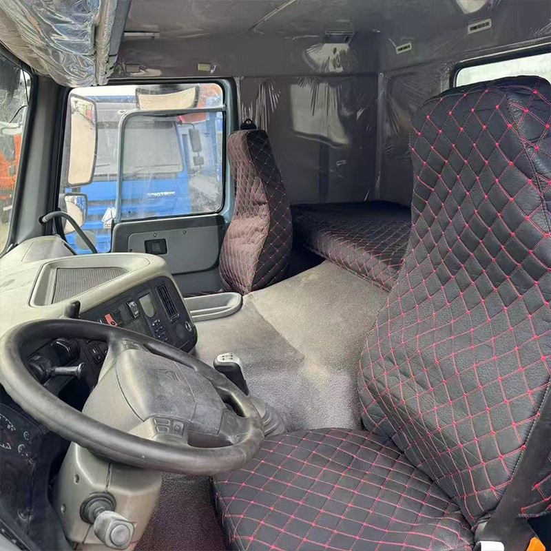 豪沃牵引浅蓝色详情1 豪沃牵引浅蓝色详情1