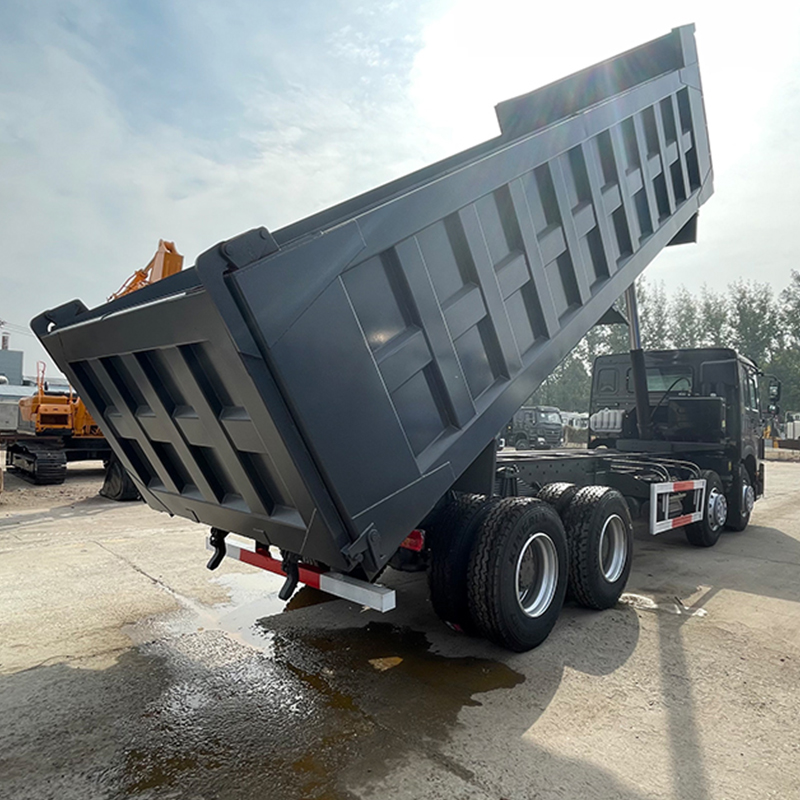 Caminhão Basculante Howo 8x4