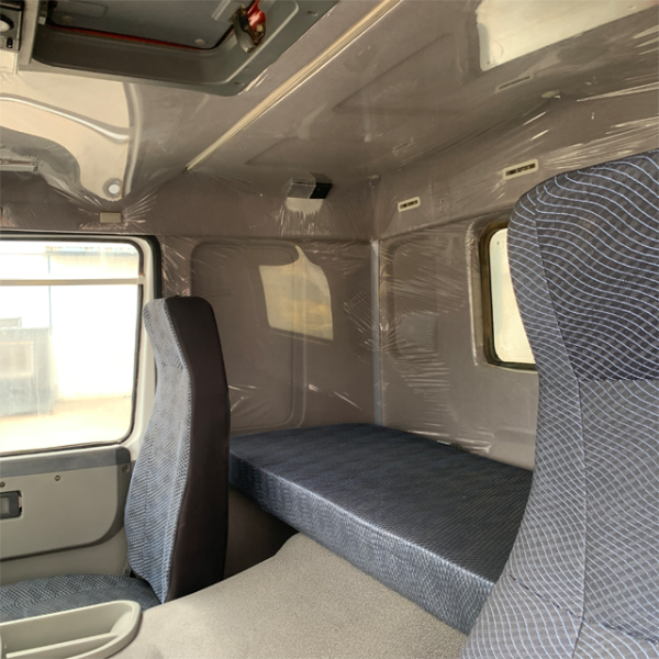 Detalhes do caminhão basculante HOWO 6x4U branco 8