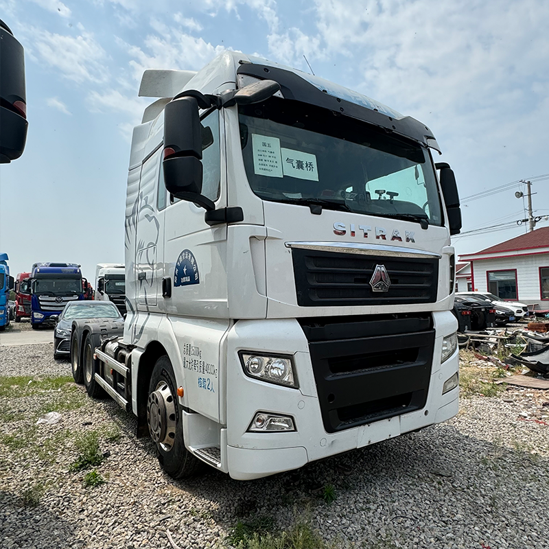 Caminhão Trator Sitrak