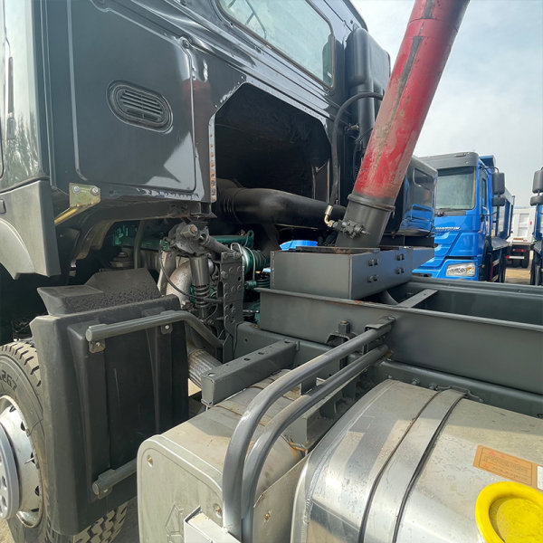 Aorun 6x4 auto descarga cinza detalhe3