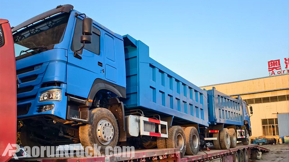 Dois caminhões basculantes Howo 6x4 enviados para Ruanda.