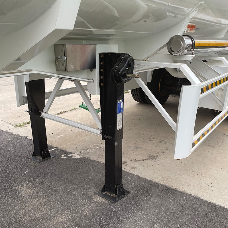 Reboque Tanque de Combustível de 2 Eixos 40000L