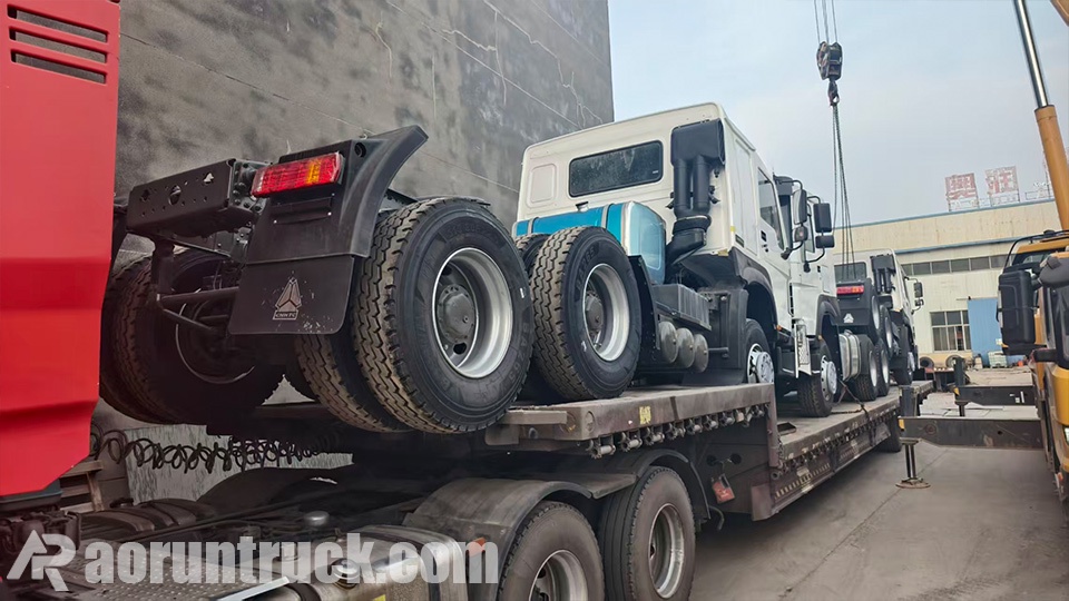 Exportação para a Jamaica de 2 camiões-trator HOWO com motor Weichai de 430 CV e tanques de combustível duplos