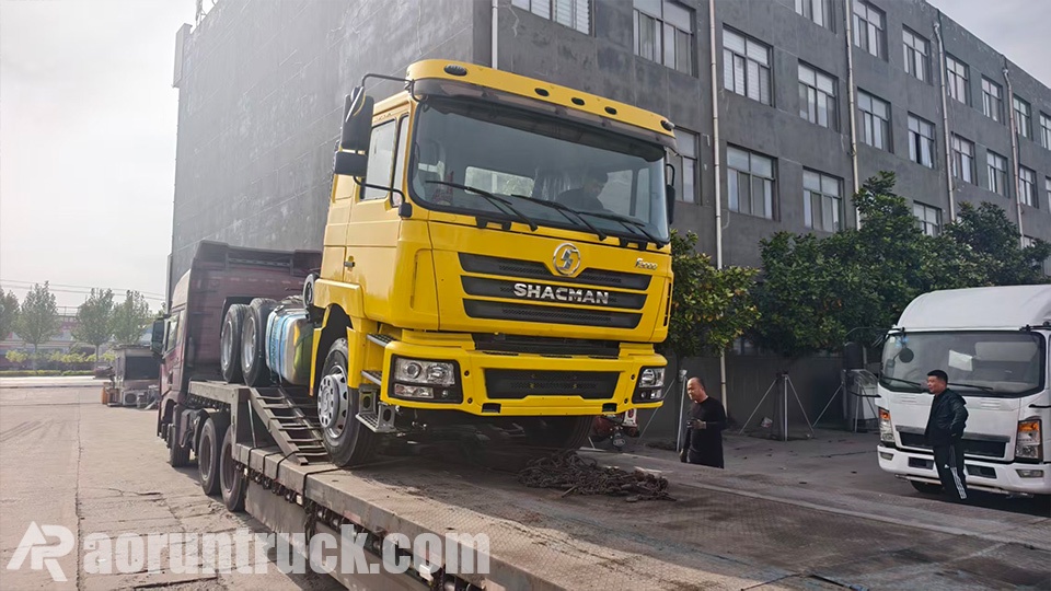 Caminhão Trator SHACMAN F3000 com Motor Weichai Exportado para a República Centro-Africana Caminhão Trator SHACMAN F3000 com Motor Weichai Exportado para a República Centro-Africana