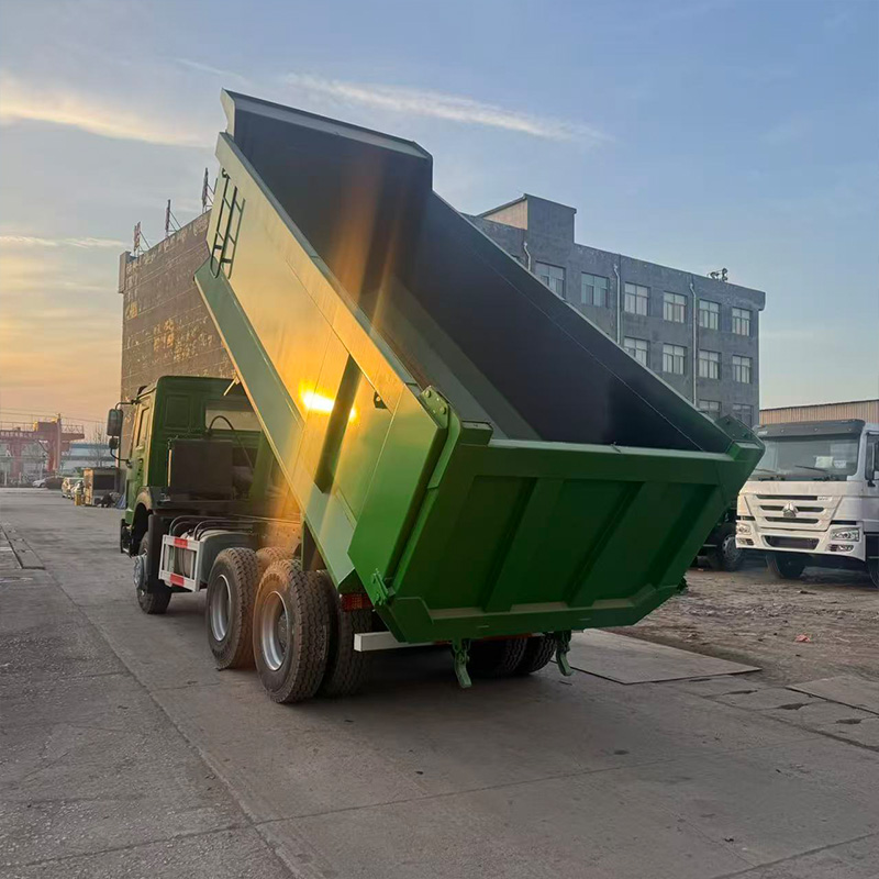 Caminhão Basculante Clássico HOWO Série 7 6x4