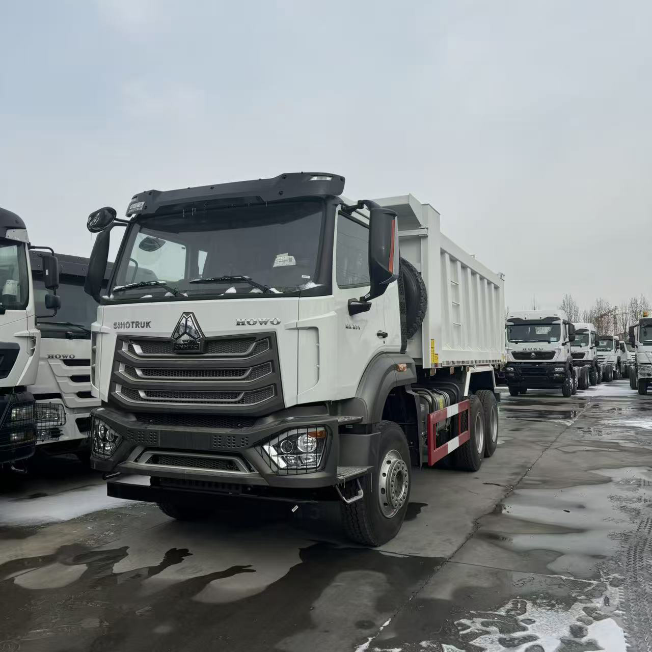 Caminhão Basculante Howo Nx 6x4