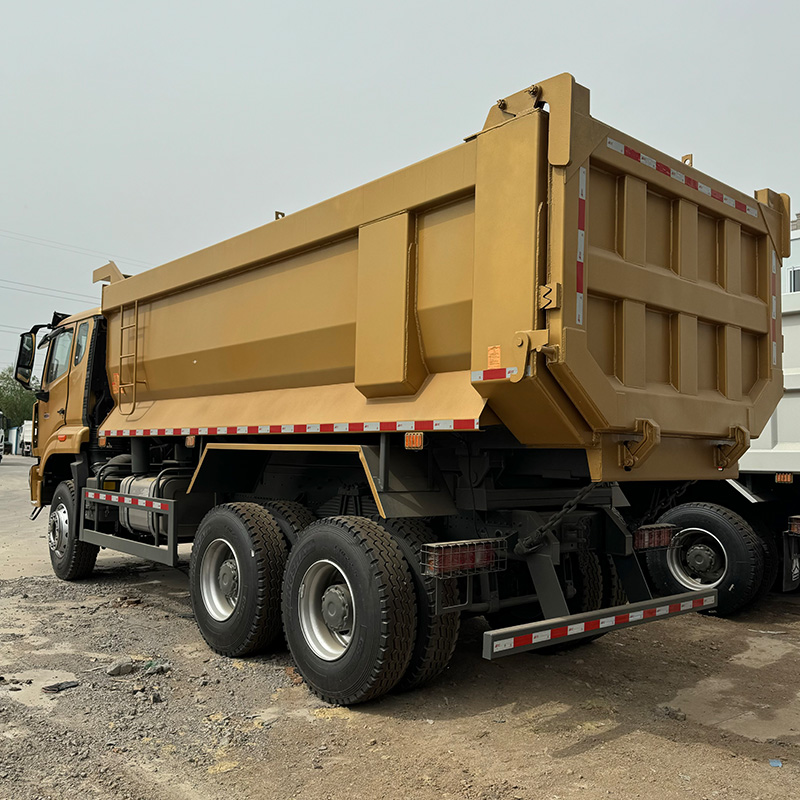 Novo caminhão basculante Howo Nx 6x4