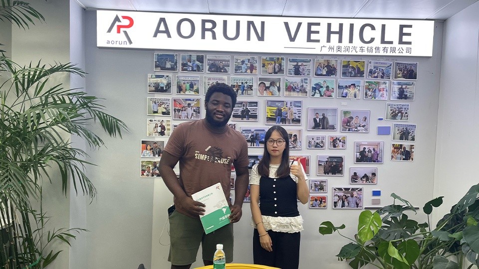 fornecedor de caminhão basculante TX 6x4