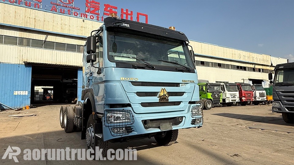 Fabricantes nigerianos de veículos especiais inspecionam o chassi Sinotruk HOWO 6x4 fornecedor de chassis