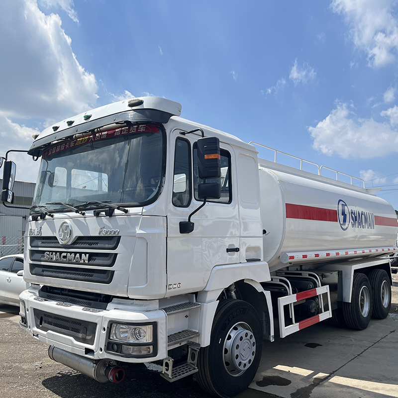 Camión cisterna