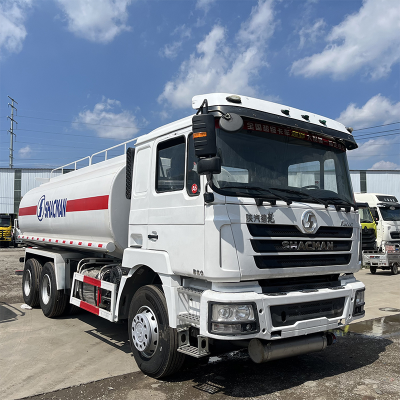 Remolques cisterna y camiones cisterna Aorun | Soluciones especializadas para el transporte de líquidos