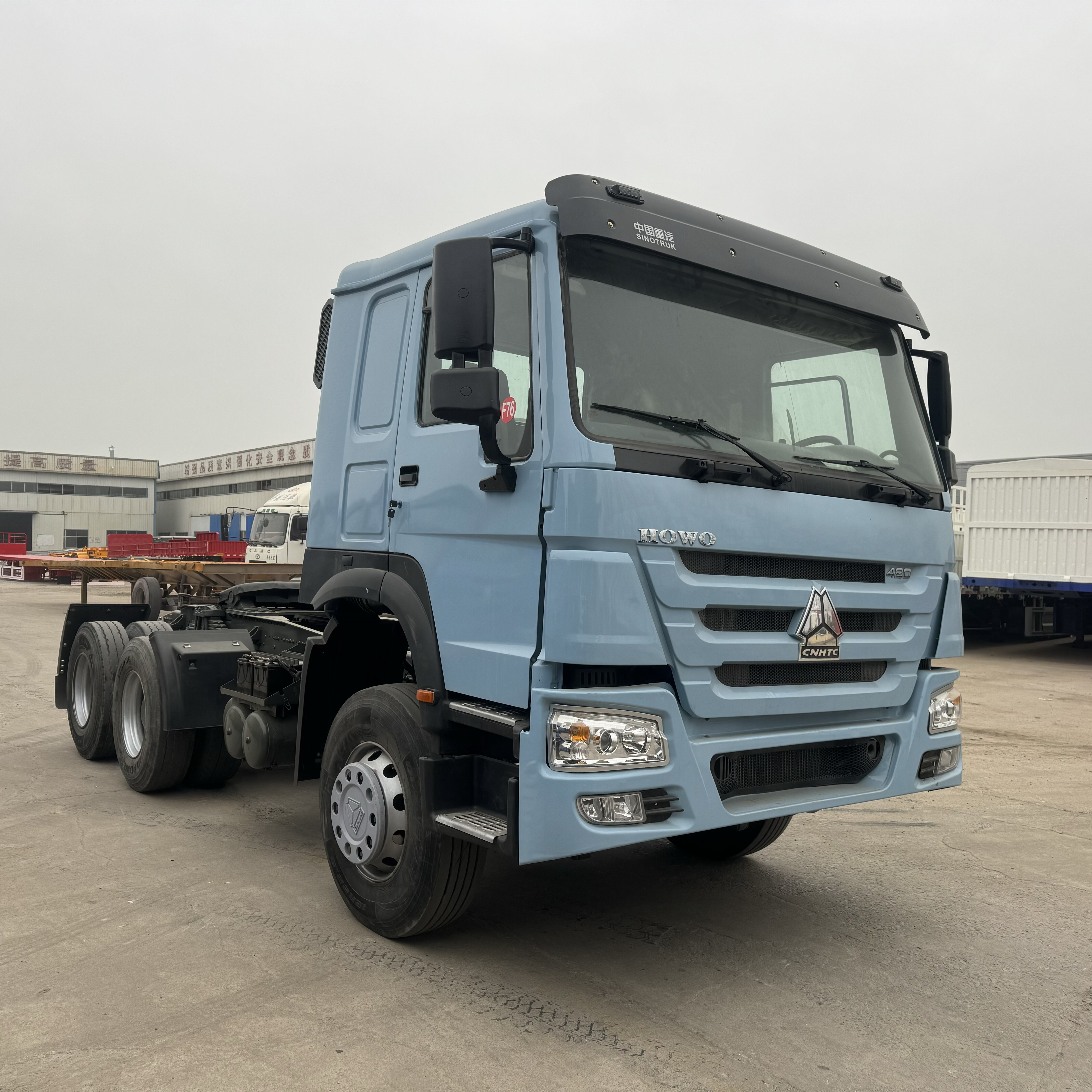 SINOTRUK HOWO Tractor Head 4x2, 6x4 Truck Head | 371HP-430HP Remolque de servicio pesado