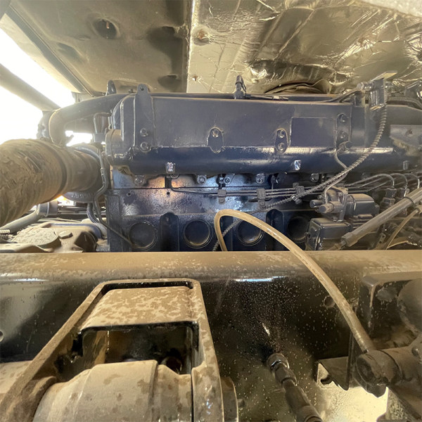 Detalles 1 del volquete blanco Shacman 6x4