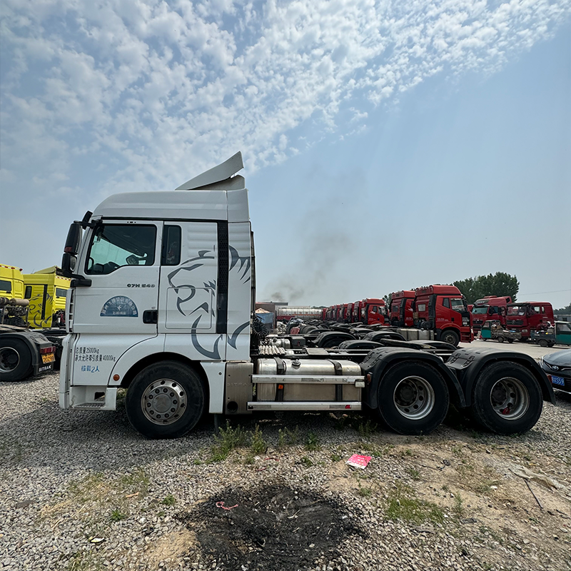 Sitrak Camión Tractor