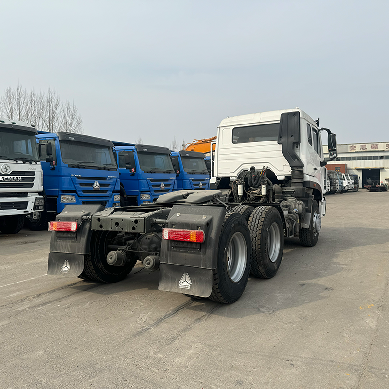 Howo Nx Camión Tractor