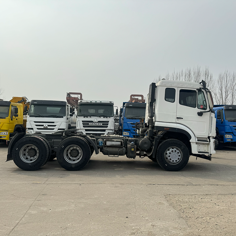 Howo Nx Camión Tractor
