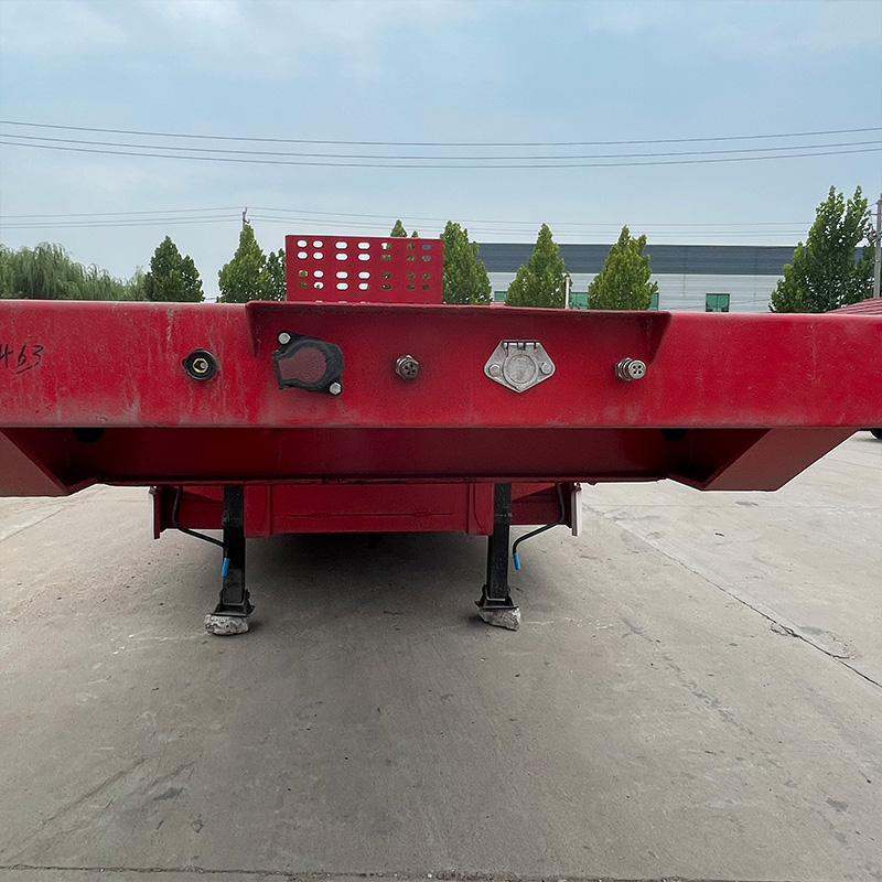 Semi-remolque de plataforma baja de 3 ejes y 80 toneladas
