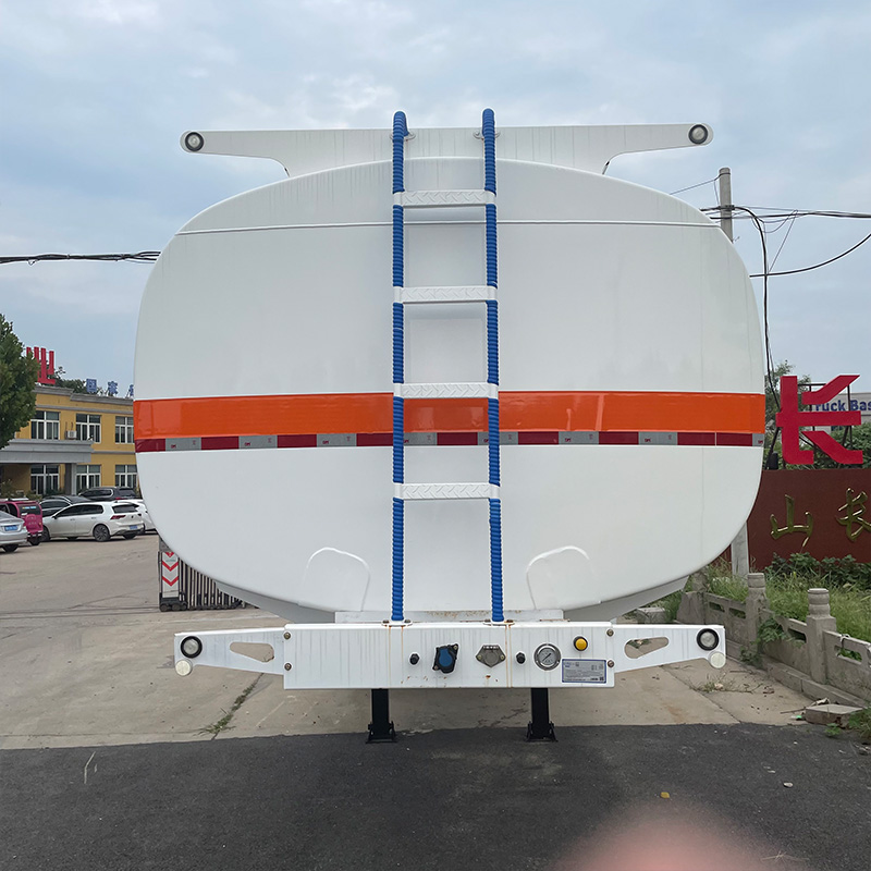 Remolque cisterna de 2 ejes de 40000L