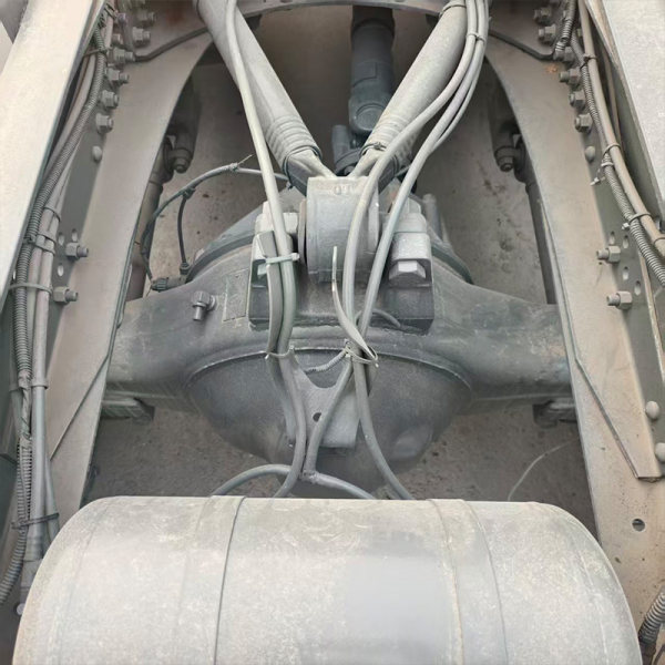 Detalles 4 de remolque TX豪沃 gris