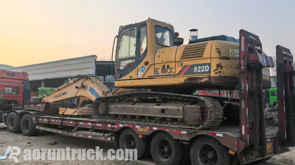 Las excavadoras LiuGong 922D parten hacia Kenia