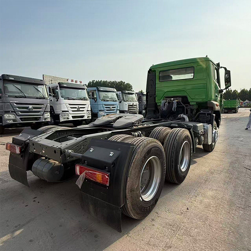 Camión tractor Howo NX 6x4 usado de primera calidad