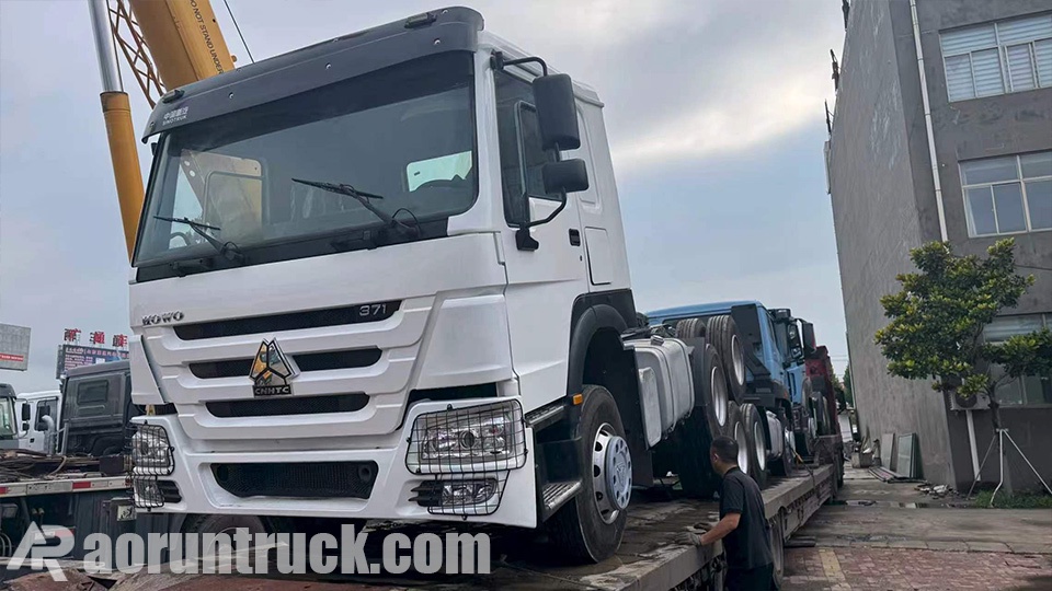 3 unidades de camiones tractores Sinotruk para Guinea
