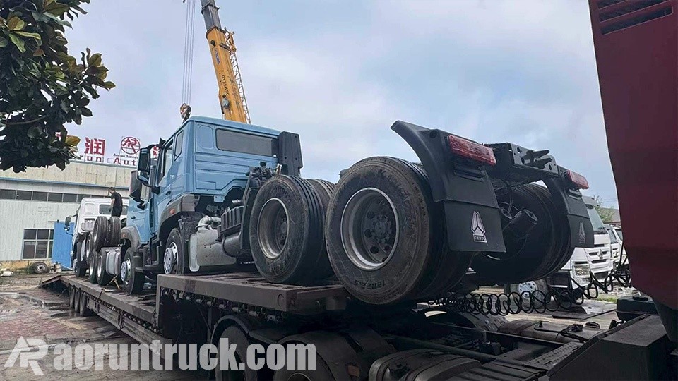 3 Units Howo 6x4 Tractor Trucks 3 unidades de camiones tractores Sinotruk para Guinea
