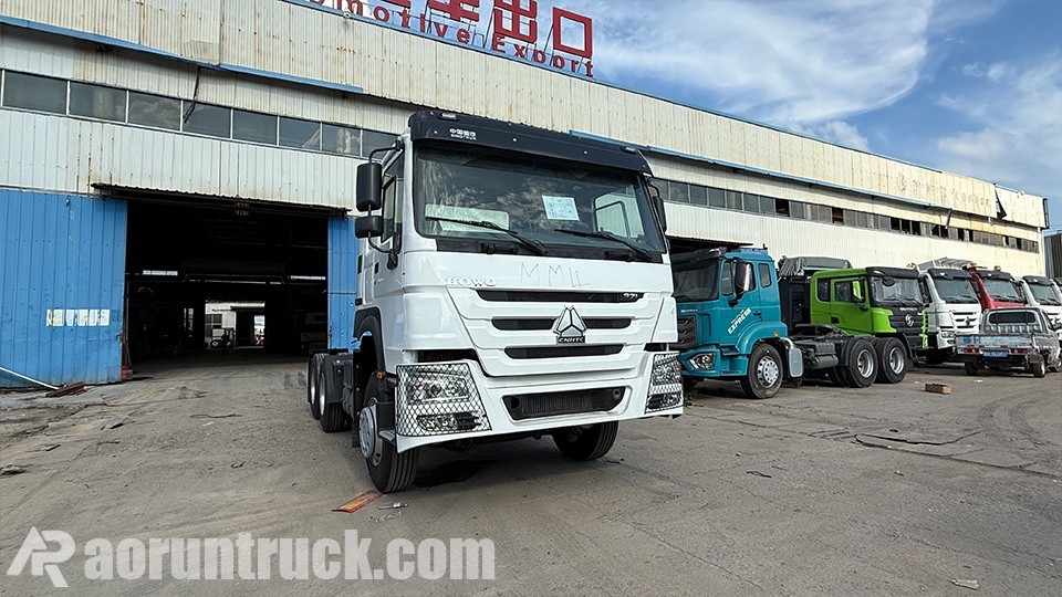 La delegación de transporte de Malí completa la inspección de fábrica de los tractocamiones SINOTRUK HOWO 6x4 1