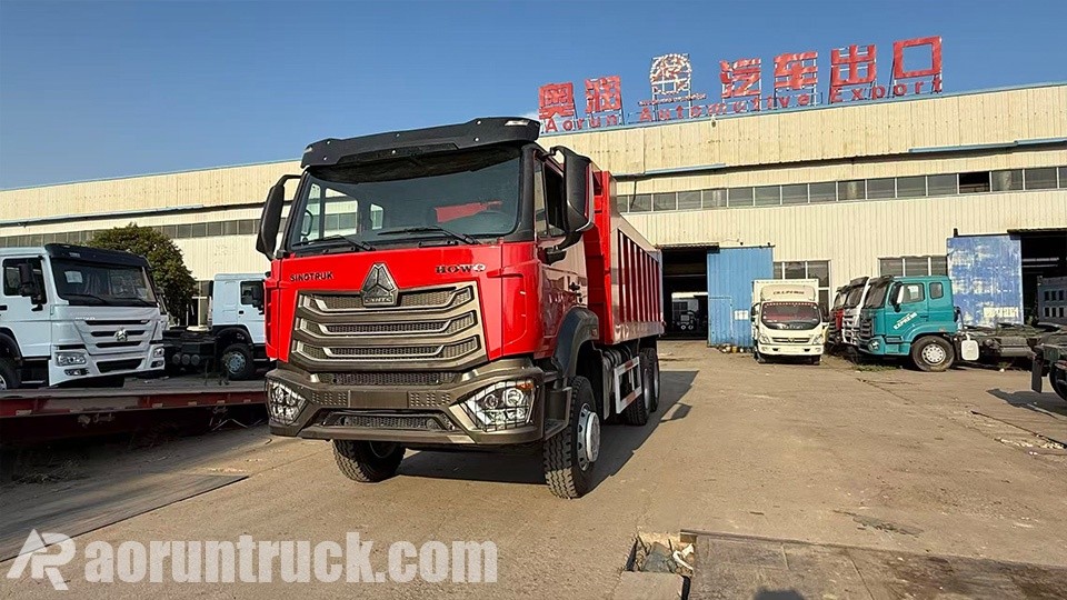 fabricante de camiones volquete Hohan 6x4 Delegación de Níger visita la fábrica de Aorun para realizar una auditoría técnica de los camiones volquete Sinotruk Hohan 6x4