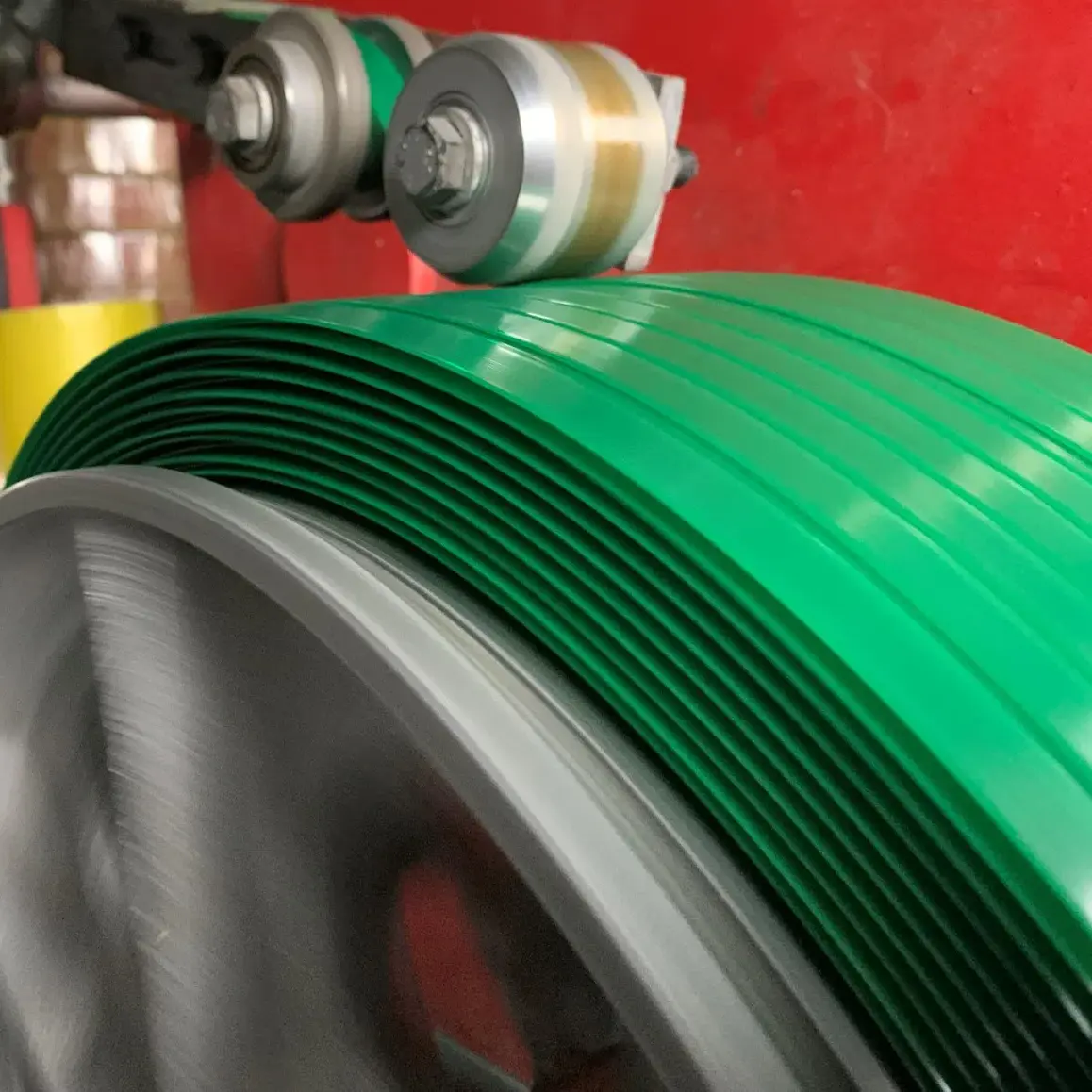 PET Strap Belt for Carton Packing Strapping Plastic High Quality Green Packaging Embossed Strap Band