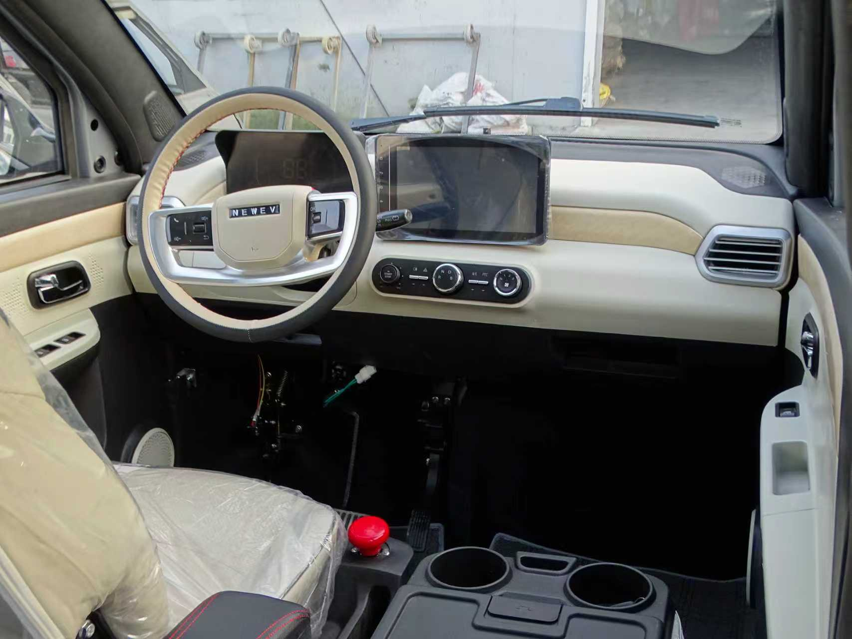 Véhicules de luxe chinois haute qualité 2025 Mini voiture électrique chinoise