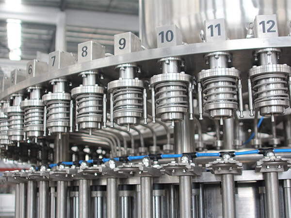 新加 调味料灌装机