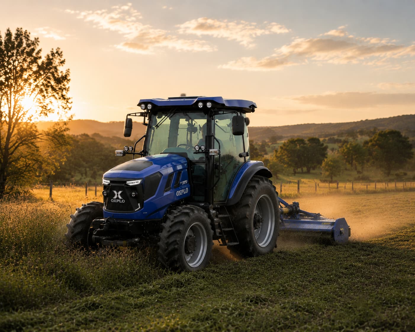 Dominando a Terra: Por que um Trator 50cv 4x4 é a Escolha Ideal para a Manutenção de Propriedades