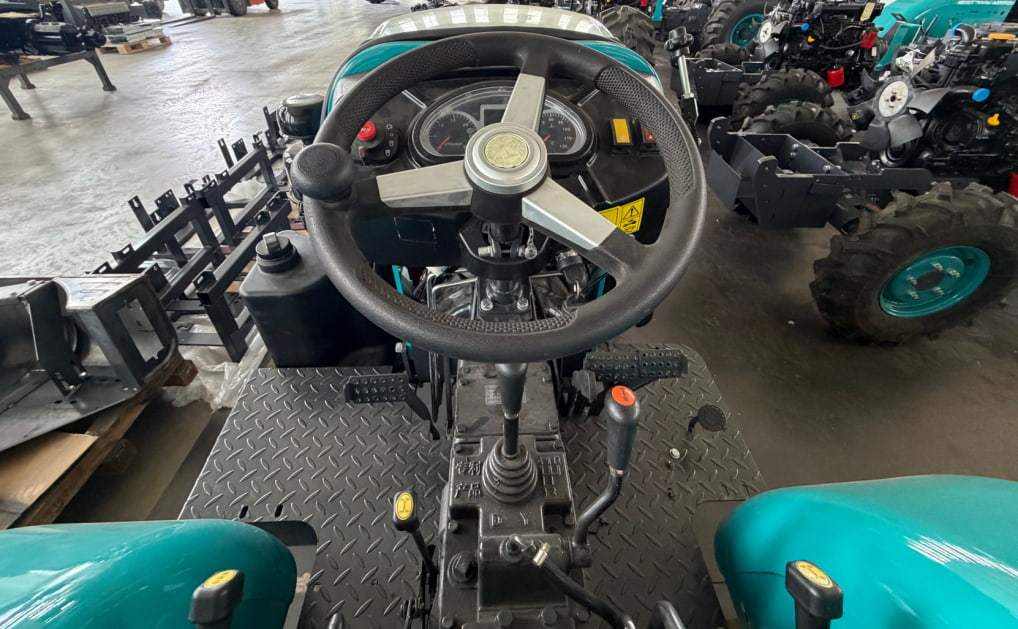 tractor tractor