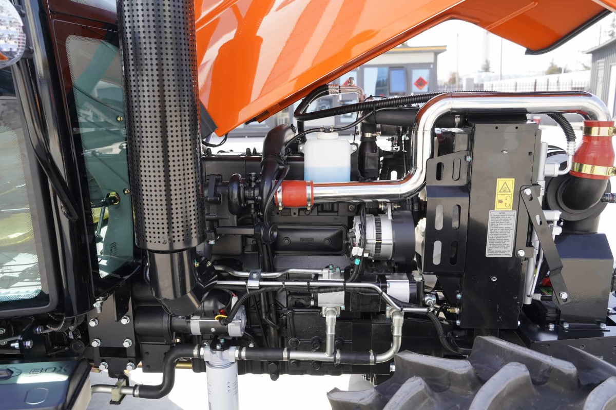 Trator Agrícola 110 CV OX1104-4R Trator Agrícola 110 CV OXPLO